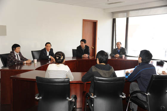 魏礼群理事长莅临基金会指导工作